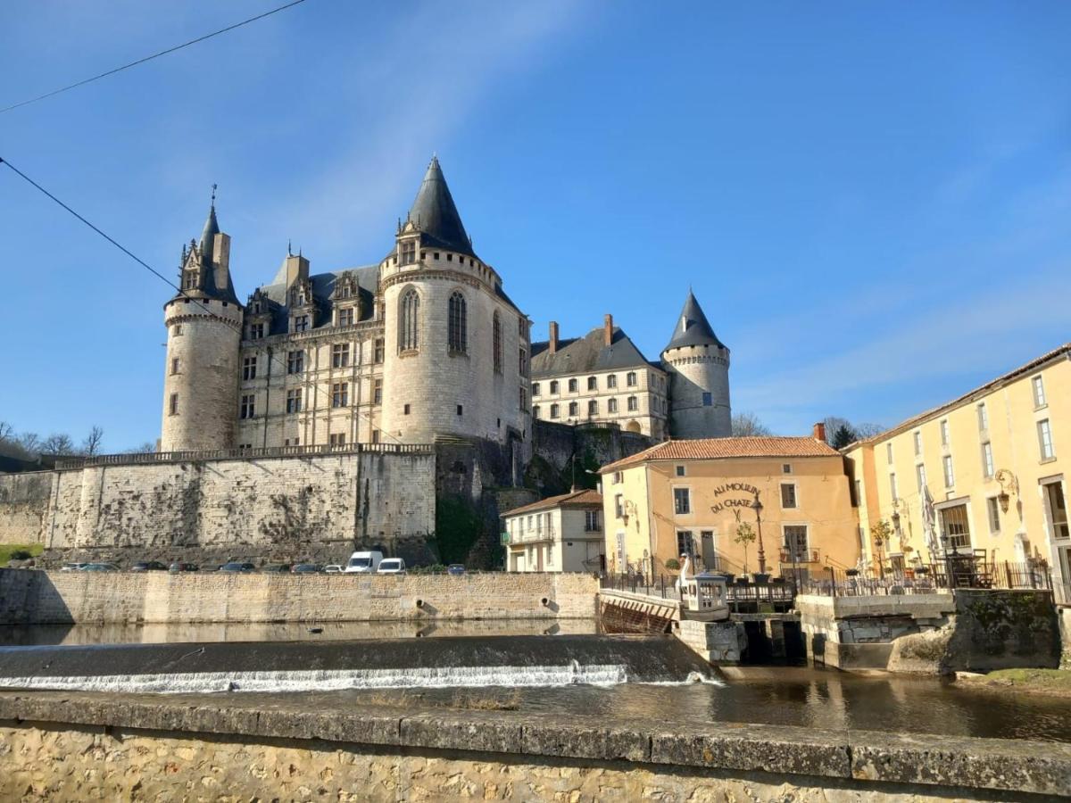 Maison De Campagne, Bulle De Verdure Montbron 외부 사진